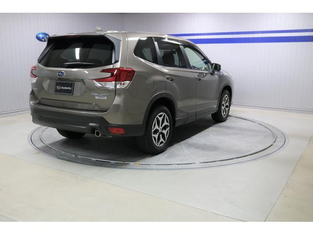 フォレスター2.0 ツーリング 4WD