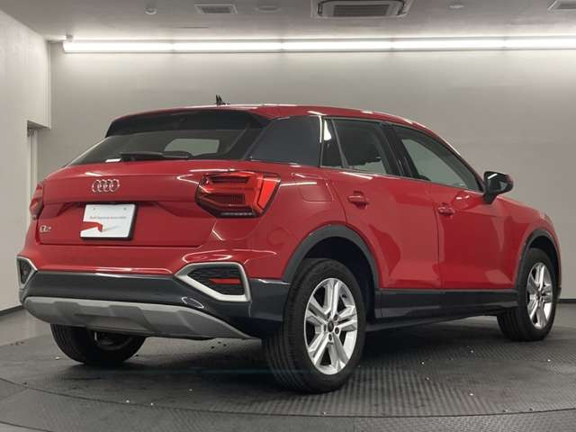 Q235 TFSI アドバンスド