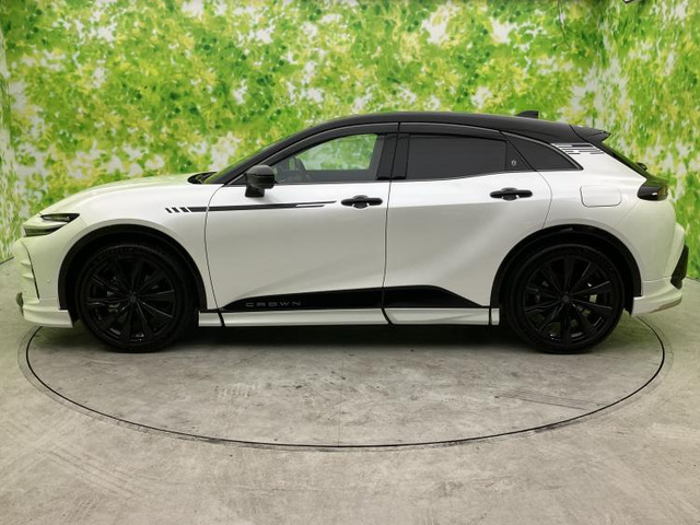 クラウンスポーツ2.5 Z E-Four 4WD