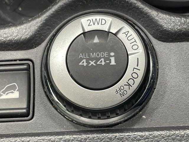 エクストレイル2.0 20Xt エマージェンシーブレーキパッケージ
