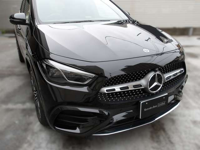 GLAクラスGLA200d 4マチック AMGラインパッケージ 4WD