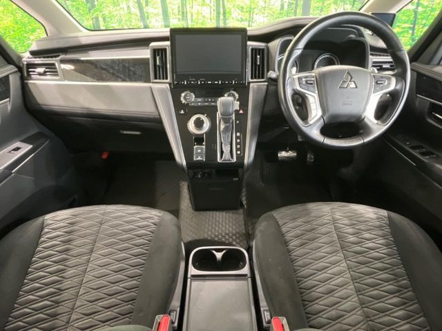 デリカD:5アーバンギア 2.2 G パワーパッケージ 4WD