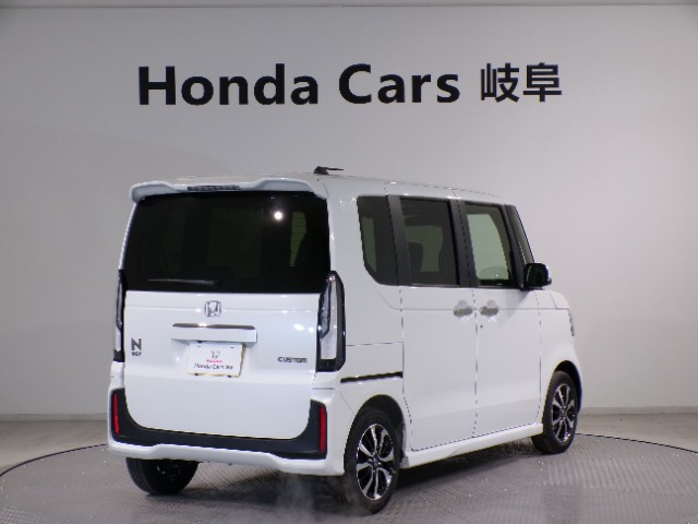 N-BOXカスタムコーディネートスタイル モノトーン