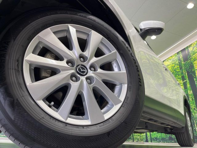 �y����17�C���`�A���~�z�C�[���z�O�ςɃ}�b�`���������A���~�z�C�[���𑕒����Ă���܂��B�e��ЊO�A���~�z�C�[����A�X�^�b�h���X�^�C�����戵�����Ă���܂��B���񂲑��k����������