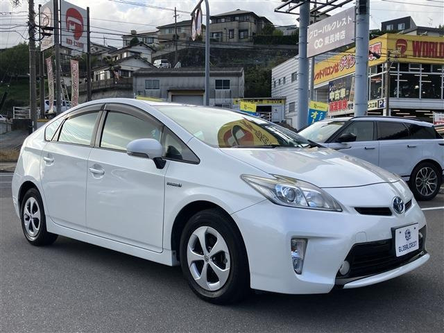 プリウス1.8 S