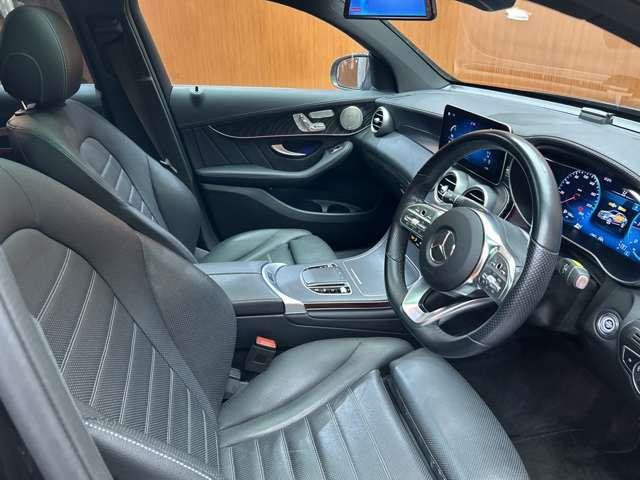 GLCクーペ220d 4マチック スポーツ 本革仕様 4WD