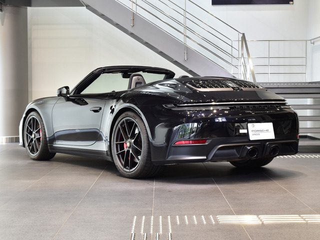 911カブリオレカレラ4 GTS PDK 4WD