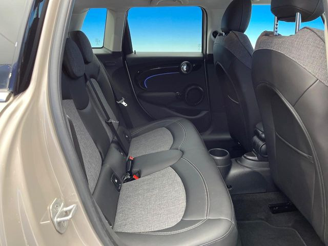 ���㕔���Ȃ��C�ɂȂ�悤�ȃL�Y�E�����ւ��蓙�A�傫�ȃ_���[�W�͂Ȃ��A�ǍD�ȏ�Ԃł��B