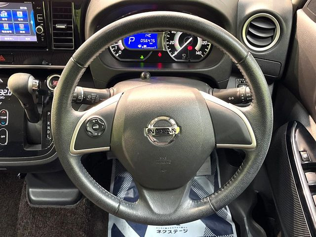 �y�X�e�A�����O�X�C�b�`�z�^�]���A�O������ڐ������炷���ƂȂ��A�I�[�f�B�I���̑��삪�\�ȕ֗��@�\!���S&���K�ȃh���C�u�����o���Ă���܂���