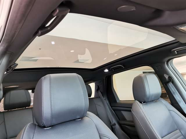 ディスカバリースポーツダイナミック HSE 1.5L P300e 4WD