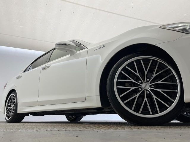 �y19�C���`�A���~�z�C�[���z�O�ςɃ}�b�`�����A���~�z�C�[���𑕒����Ă���܂��B�e��A���~�z�C�[����A�X�^�b�h���X�^�C�����戵�����Ă���܂��B���񂲑��k����������