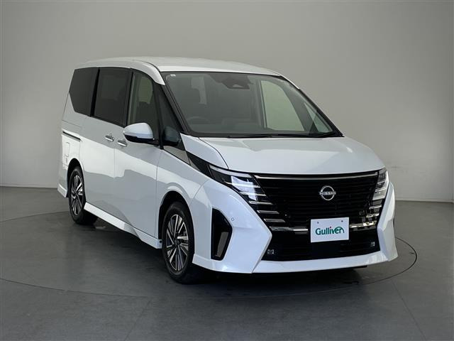 セレナ1.4 e-POWER ハイウェイスターV