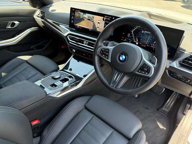 3シリーズツーリング320d xドライブ Mスポーツ  4WD