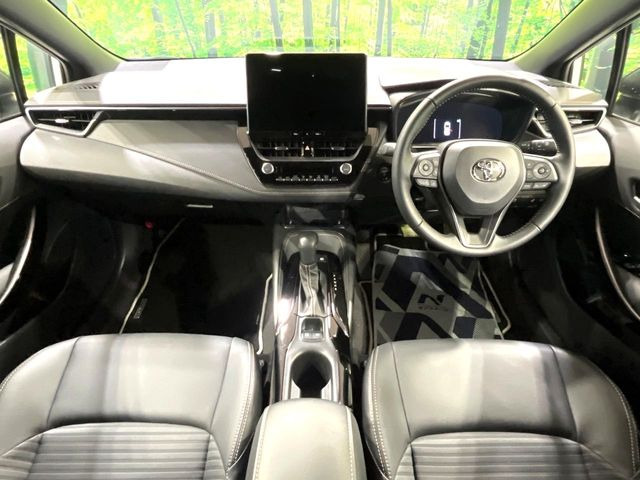 カローラツーリング1.8 ハイブリッド W×B