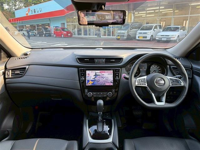 エクストレイル2.0 20Xi