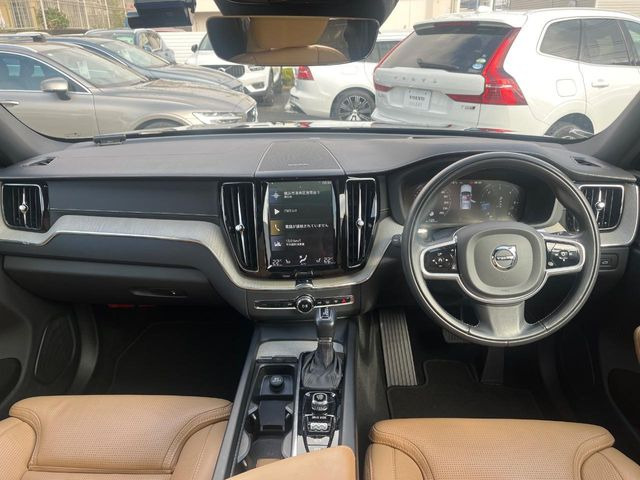XC60D4 AWD インスクリプション ディーゼル 4WD
