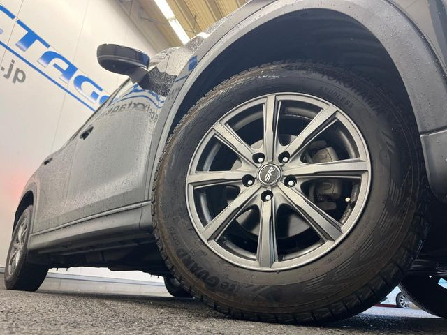 �y17�C���`�A���~�z�C�[���z�O�ςɃ}�b�`�����A���~�z�C�[���𑕒����Ă���܂��B�e��A���~�z�C�[����A�X�^�b�h���X�^�C�����戵�����Ă���܂��B���񂲑��k����������
