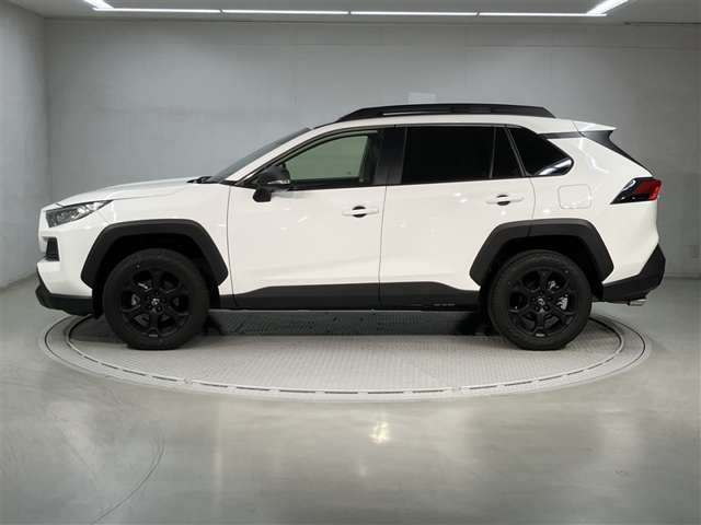 RAV42.0 アドベンチャー オフロードパッケージ II 4WD