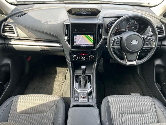 フォレスター2.0 ツーリング 4WD