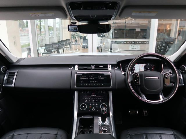 レンジローバースポーツHSE ダイナミック (ディーゼル 300PS) 4WD