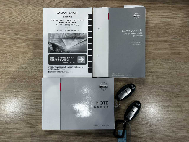 ノート1.2 e-POWER X ブラックアロー