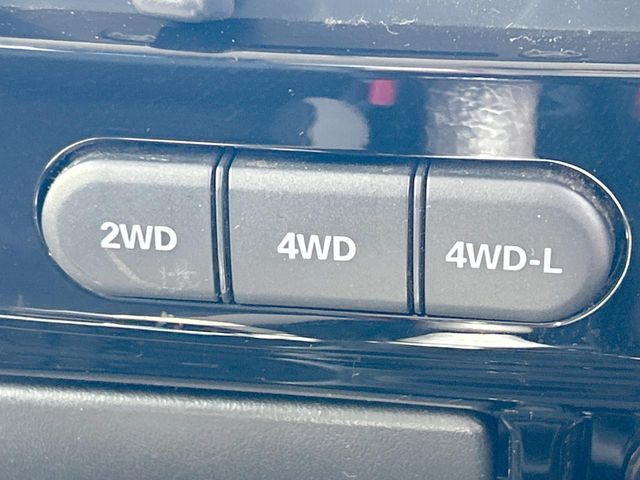 4WD�̂��Ԃł��̂ŁA�ᓹ�ł����S�ł���~��n�n��ɂ��Z�܂��̕��ȊO�ɂ��A�E�B���^�[�X�|�[�c����̕���~��n��֋A�Ȃ����@�������ɂ���������!
