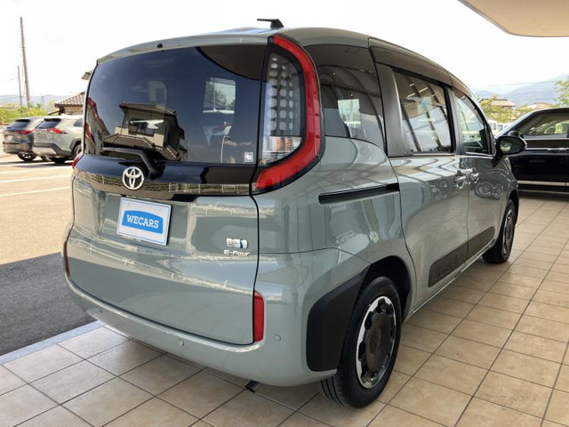 シエンタハイブリッド 1.5 Z E-Four 4WD