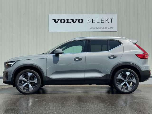 XC40ウルトラ B4 AWD 4WD