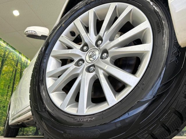 �y����16�C���`�A���~�z�C�[���z�O�ςɃ}�b�`���������A���~�z�C�[���𑕒����Ă���܂��B�e��ЊO�A���~�z�C�[����A�X�^�b�h���X�^�C�����戵�����Ă���܂��B���񂲑��k����������