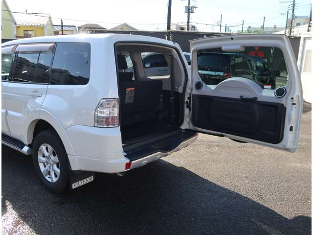 パジェロ3.0 ロング エクシード 4WD
