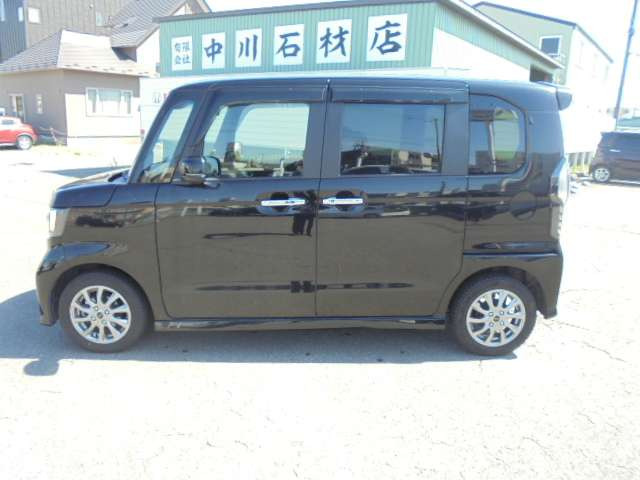 N-BOXカスタムL ターボ 4WD