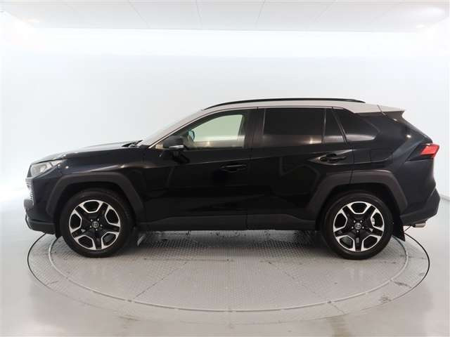 RAV42.0 アドベンチャー 4WD