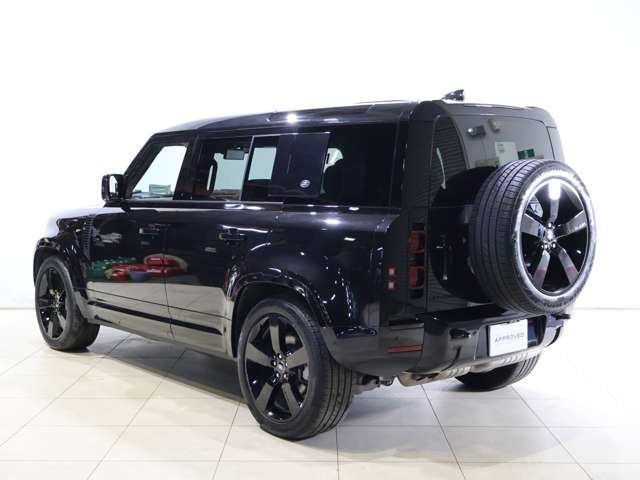 ディフェンダー110 X ダイナミック HSE 3.0L D300 ディーゼル 4WD