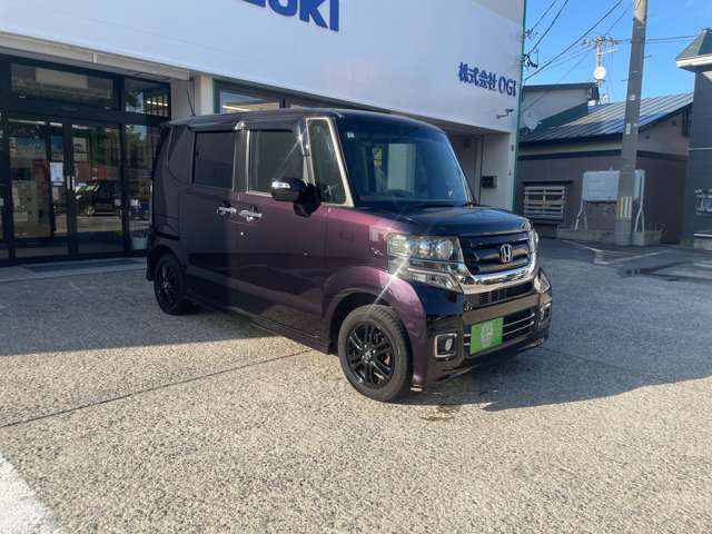 N-BOXカスタムG SSパッケージ ブラックスタイル 4WD