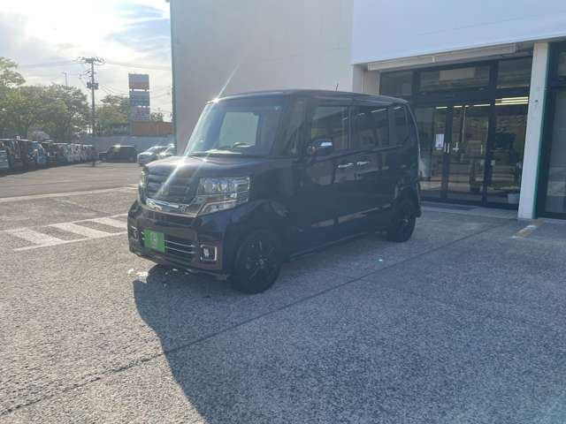 N-BOXカスタムG SSパッケージ ブラックスタイル 4WD