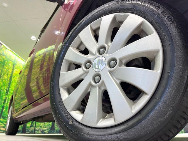�y����14�C���`�A���~�z�C�[���z�O�ςɃ}�b�`���������A���~�z�C�[���𑕒����Ă���܂��B�e��ЊO�A���~�z�C�[����A�X�^�b�h���X�^�C�����戵�����Ă���܂��B���񂲑��k����������