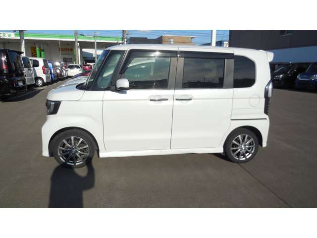 N-BOXカスタムG L ターボ ホンダセンシング 4WD