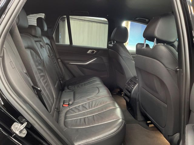���㕔���Ȃ��C�ɂȂ�悤�ȃL�Y�E�����ւ��蓙�A�傫�ȃ_���[�W�͂Ȃ��A�ǍD�ȏ�Ԃł��B