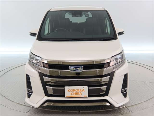 ノア1.8 ハイブリッド Si W×B II