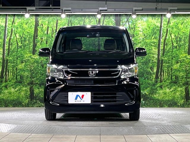 弊社では、全車『修復歴なし』のお車のみ取り扱っております。専任バイヤーによる厳選した仕入れの後、入庫後の車両チェックを行い、ネクステージが認定した高品質な中古車をご提供しております。