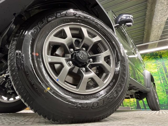 �y����16�C���`�A���~�z�C�[���z�O�ςɃ}�b�`���������A���~�z�C�[���𑕒����Ă���܂��B�e��ЊO�A���~�z�C�[����A�X�^�b�h���X�^�C�����戵�����Ă���܂��B���񂲑��k����������