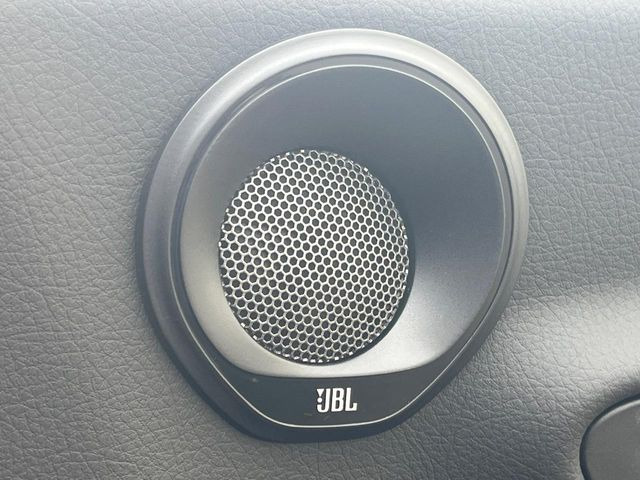 �yJBL�T�E���h�V�X�e���t�������i�r�z�[���̃i�r�@�\�͂������A���x�ȃ`���[�j���O�\�͂����ڂ���Ă���A�������ȉ��y�����y���݂��������܂���