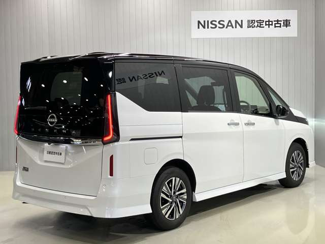 セレナ2.0 ハイウェイスターV