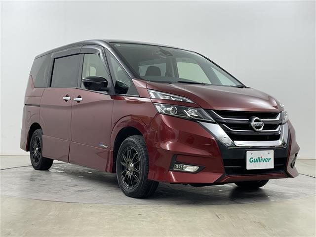 セレナ2.0 ハイウェイスター 4WD