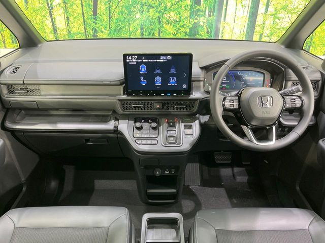 ステップワゴン2.0 e:HEV スパーダ