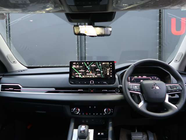 アウトランダーPHEV 2.4 P 4WD