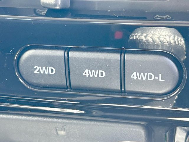 4WD�̂��Ԃł��̂ŁA�ᓹ�ł����S�ł���~��n�n��ɂ��Z�܂��̕��ȊO�ɂ��A�E�B���^�[�X�|�[�c����̕���~��n��֋A�Ȃ����@�������ɂ���������!