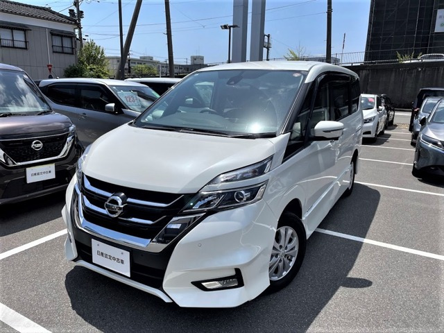 セレナ2.0 ハイウェイスター VセレクションII 4WD