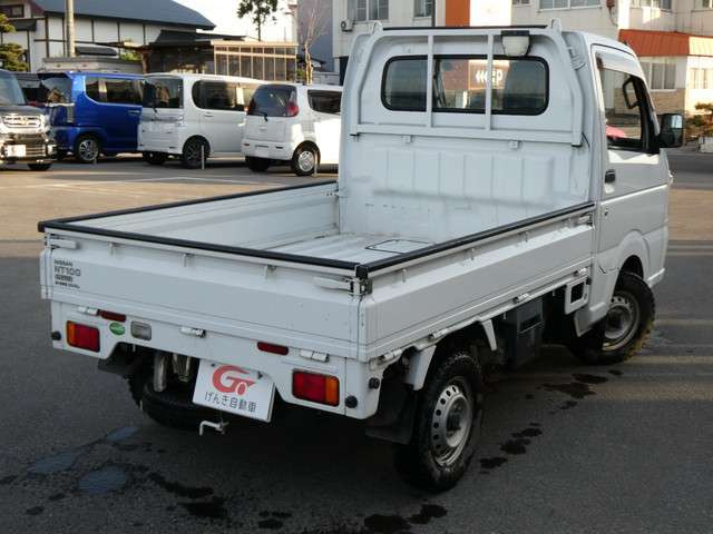NT100クリッパーDX 4WD