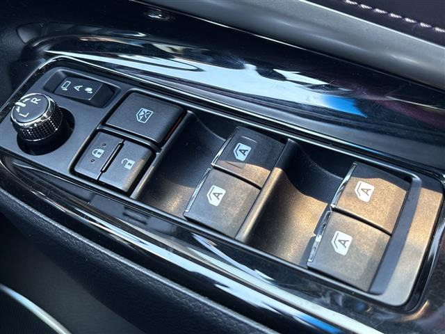 ハリアー2.5 ハイブリッド E-Four プレミアム スタイルモーヴ 4WD